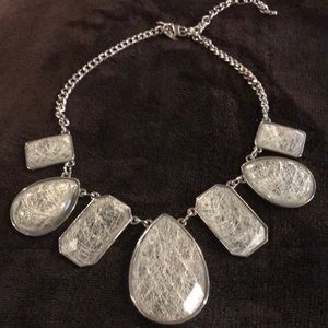 Great necklace to add fashion to any outfit.